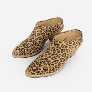 Poppy Barley “The Heeeled” Mule – Cheetah Print, Size 8
